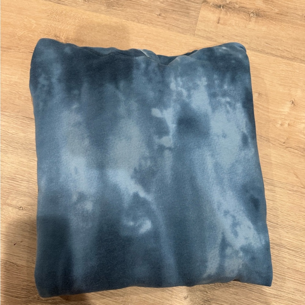 Hollister Soft Washed Blue Tie-Dye Hooded Sweatshirt